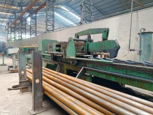 Heavy Metal & Tubes provides tubes to the automotive industry, locomotives, defence industry, instrumentation, hydraulic and pneumatic systems, and numerous other industries.