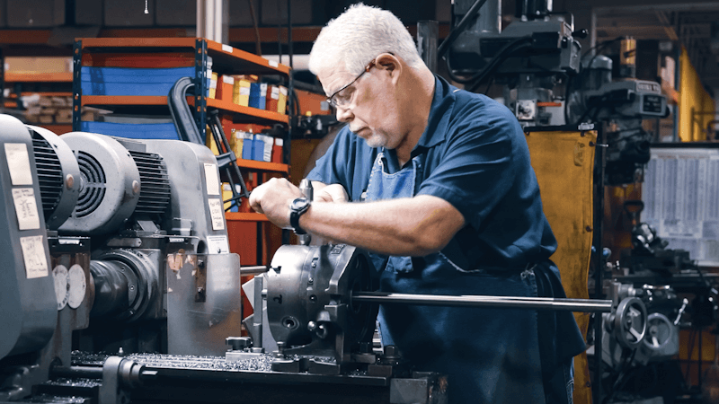 Elliott Tool Technologies designs and manufactures precision tube tools and equipment that enhance the efficiency, safety, and reliability of heat exchanger and boiler maintenance.