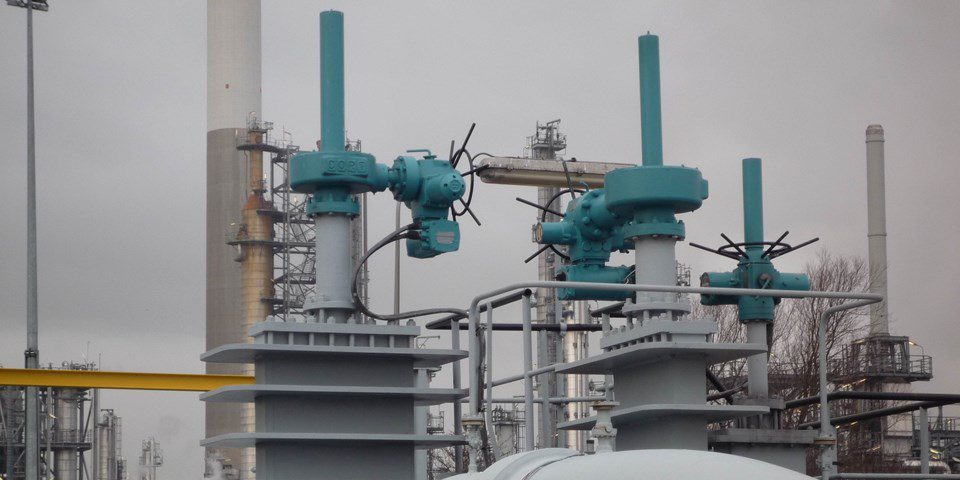Pipeline actuators