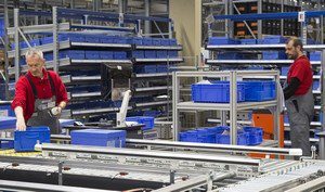 Intelligent supply solutions including electronic kanban systems and automated small parts storage ensure timely restocking of parts at AUMA’s manufacturing plants.