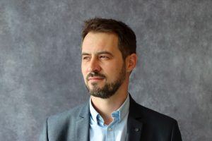 William Braule, DuPont Kalrez® application engineer