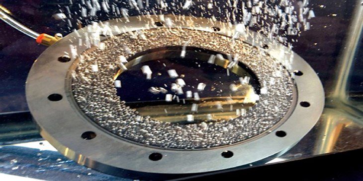 Figure 1: Externally Pressurized Porous (EPP) seal face under water.