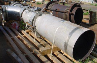 Photo 1. Process steam pipeline with several bellows.