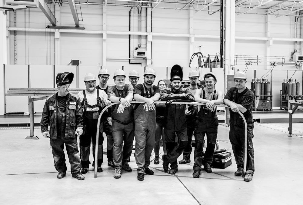 Stalatube’s production team at the state-of-the-art facility for further processed products in Łódz´, Poland, which opened in 2019.