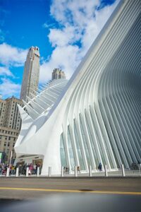 Designed by Spanish architect Santiago Calatrava, the World Trade Center Transportation Hub in New York City makes use of lean duplex Outokumpu Forta LDX 2101 plate strips.