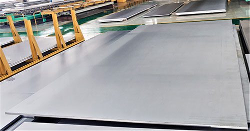 3270mm wide plates of alloy NAS800T (UNS N08811).