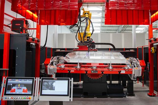 Fronius prototyping centre supports commercial sectors_pw-seminar-prototyping-center-169 Fronius prototyping centre supports commercial sectors