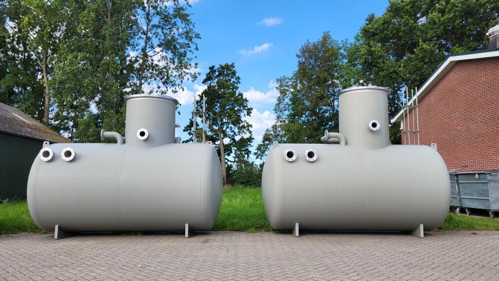 Underground stainless steel sewage tanks