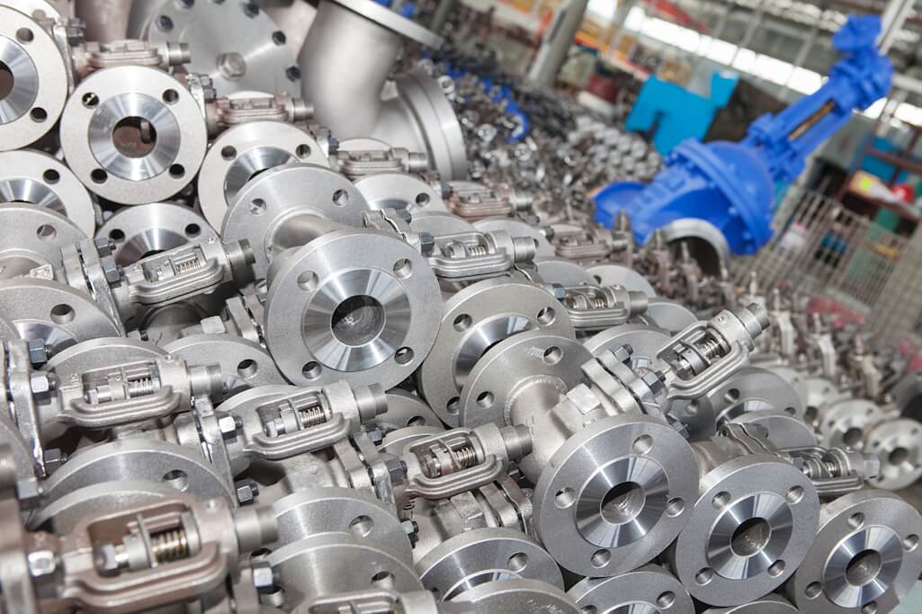 Alloys like chromium (Cr), nickel (Ni), molybdenum (Mo), manganese (Mn), and silicon (Si), stainless steel can attain higher degrees of corrosion resistance, durability, high temperature and pressure tolerance, and versatility. Alloys like chromium (Cr), nickel (Ni), molybdenum (Mo), manganese (Mn), and silicon (Si), stainless steel can attain higher degrees of corrosion resistance, durability, high temperature and pressure tolerance, and versatility.