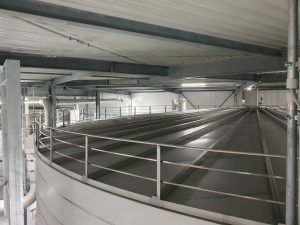 The Stadtwerke Ulm facilty is the largest stainless steel drinking water storage facility in Europe. Constructed of 316L stainless steel, lean duplex and super duplex, it has a total volume of 12,000 m³ (3 x 4,000 m³). Photo: Hydro-Elektrik GmbH