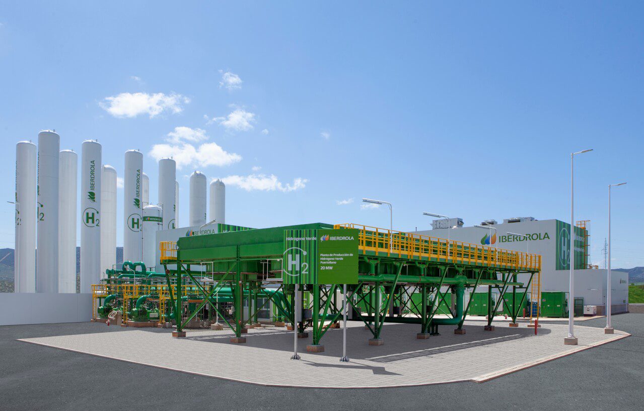 Green hydrogen plant in Puertollano, Spain. Photo: Iberdrola.