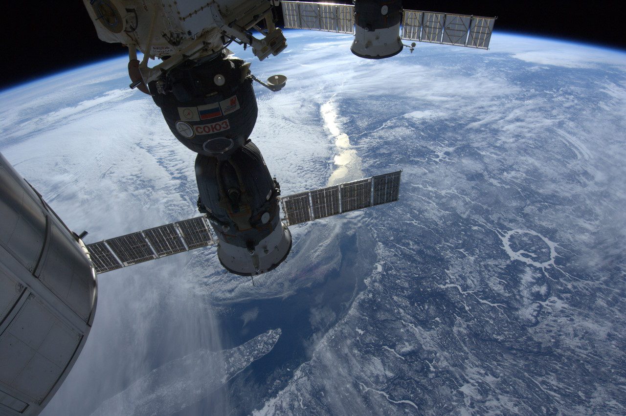 André Kuipers background photo's - copyright ESA NASA André Kuipers (34)