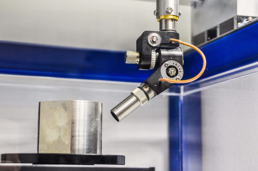Scanning Acoustic Microscopy (SAM) serves as a critical non-destructive tool for evaluating internal structures in electronics, aerospace, and composite materials. Photo: OKOS.