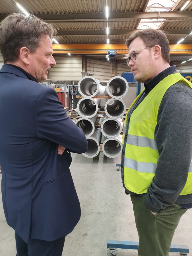 Zeit für den praktischen Teil bei Binder Edelstahl