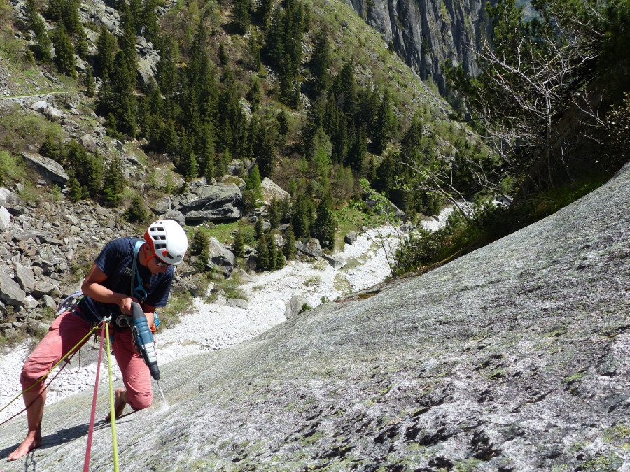 fischer Schwerlastbefestigungen für Bohrlöcher