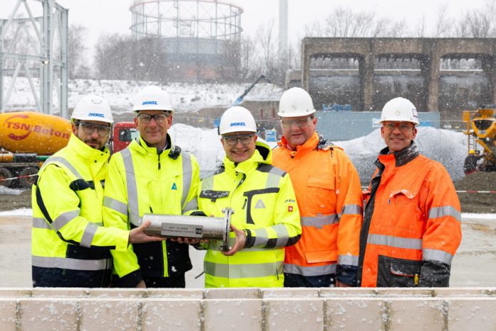 Grundsteinlegung für Wasserstoff-Produktionsanlage in Salzgitter
