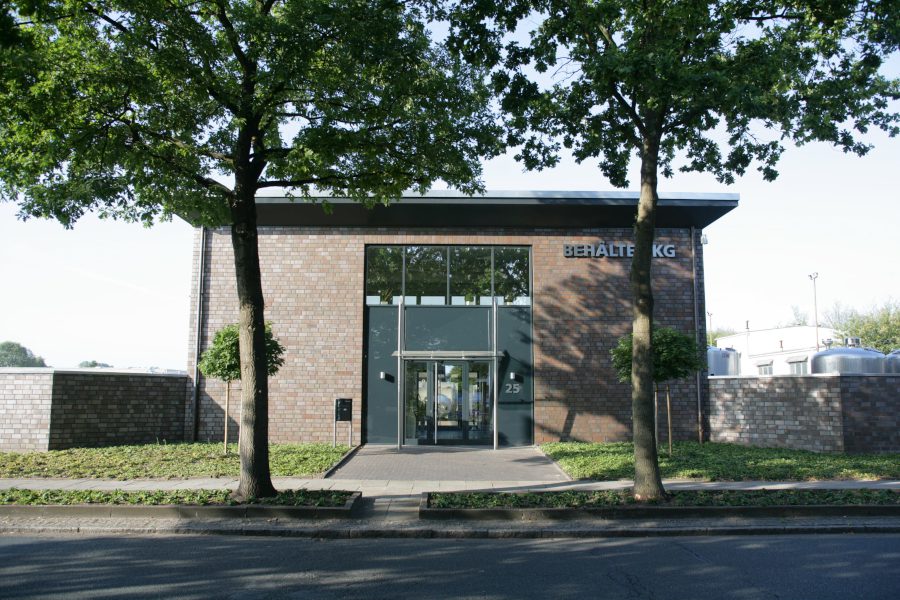 Gebraucht statt Neu: Nachhaltigkeit durch gebrauchte Edelstahlbehälter